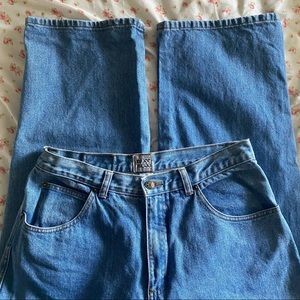 Vintage blue mom jeans